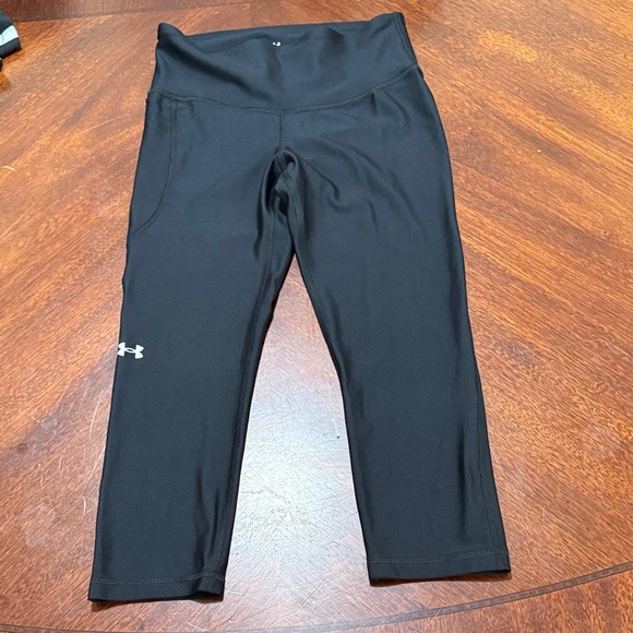 Under Armour Black Leggings - Picture 1 of 4
